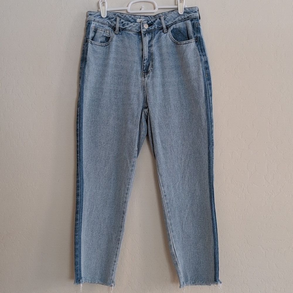 PacSun Mom Jean Side Stripe Raw Hem High Rise Denim Light Wash - Size 28